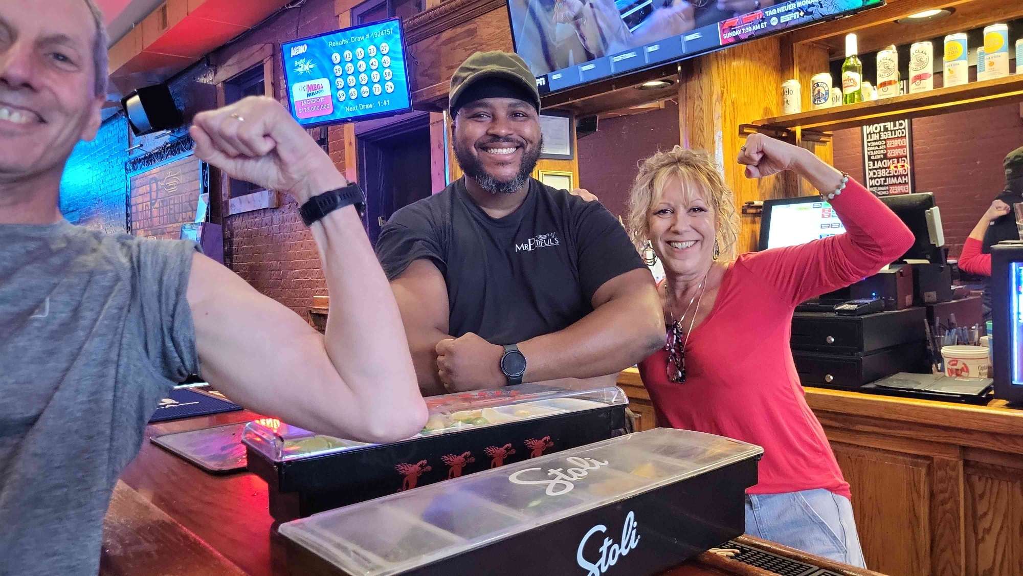 Φωτογραφίες κυνηγιού θησαυρού Cincinnati Bar Crawl