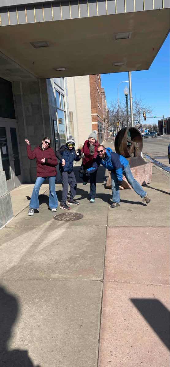 team building scavenger hunt