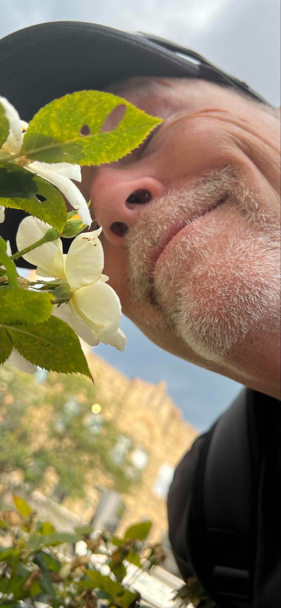 team building scavenger hunt