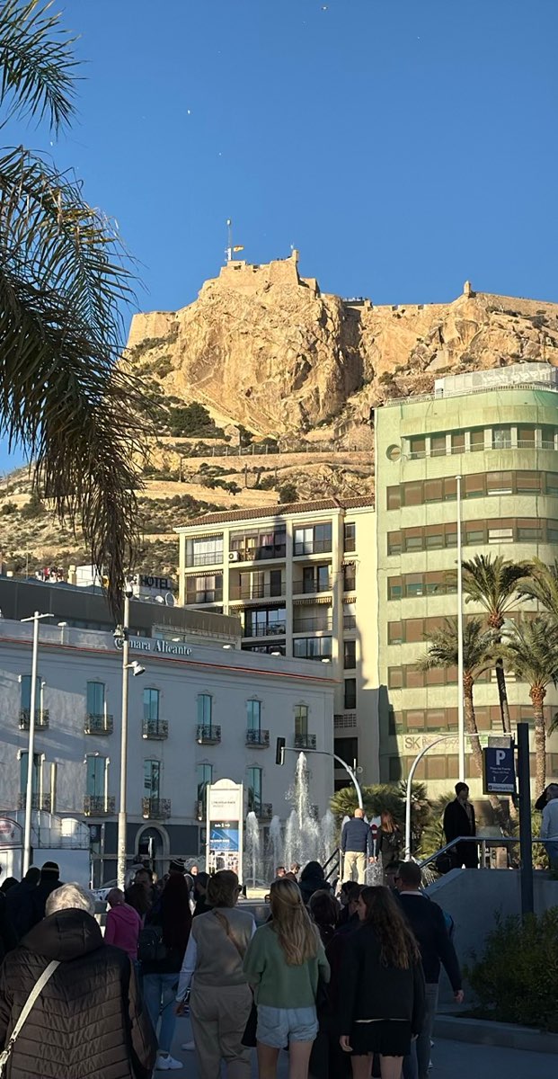 Alicante Scavenger Hunt scavenger hunt photos