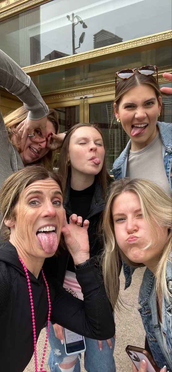 Magnificent Mile Scavenger Hunt scavenger hunt photos