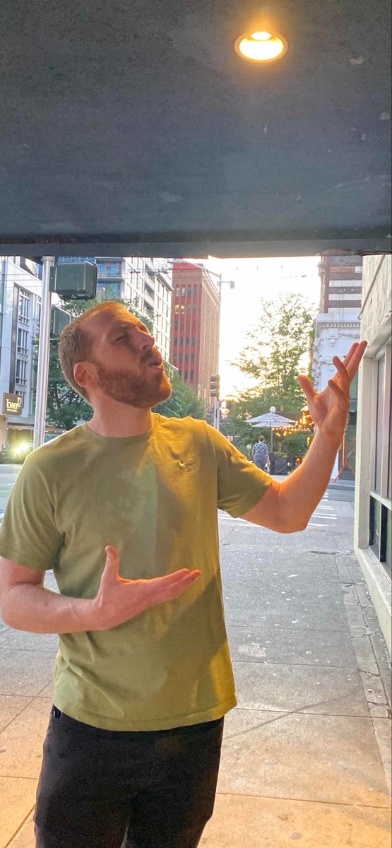 team building scavenger hunt