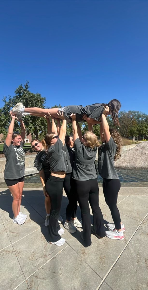 team building scavenger hunt