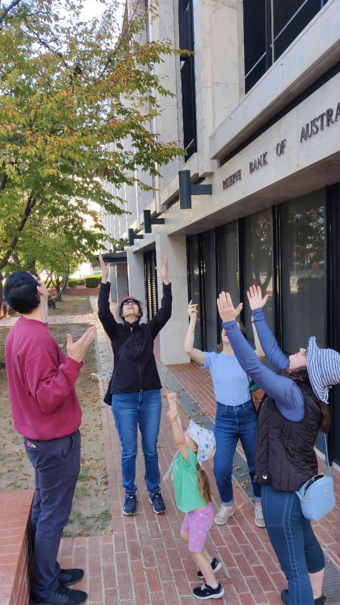 team building scavenger hunt