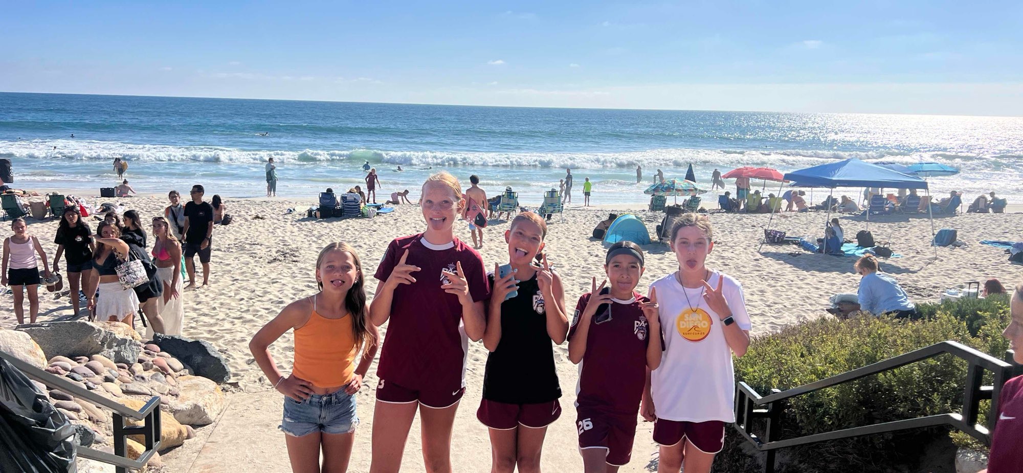 team building scavenger hunt