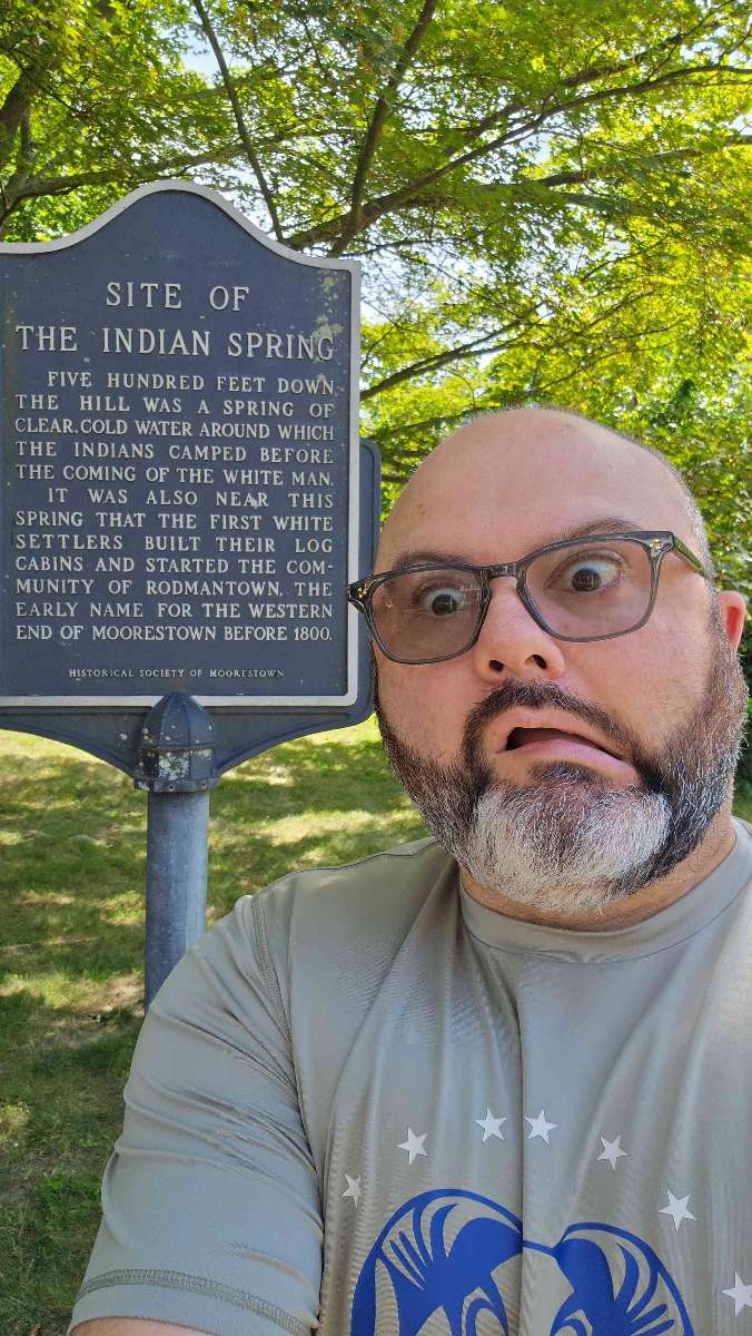 V&acirc;n&abreve;toare de comori Mount Laurel Township - fotografii v&acirc;n&abreve;toare de comori