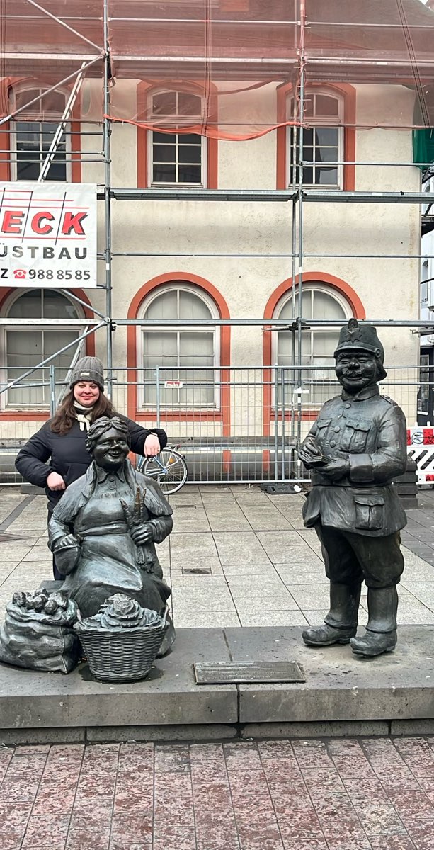 team building scavenger hunt