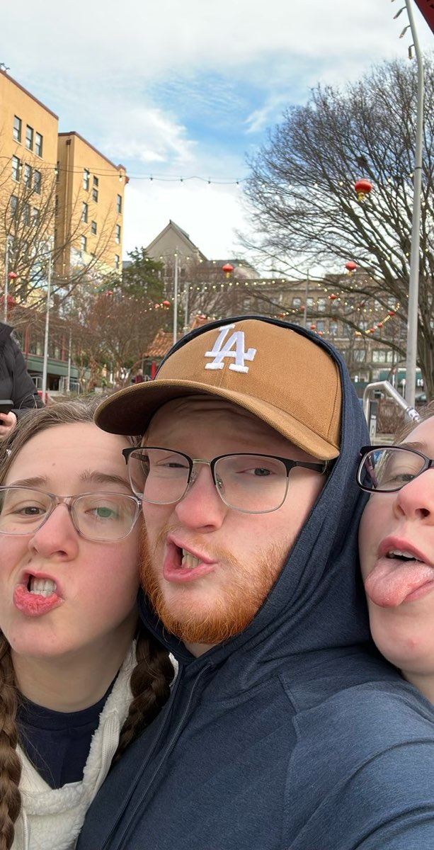 University of Washington Scavenger Hunt scavenger hunt photos