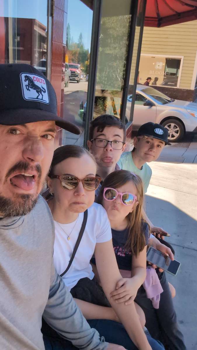 team building scavenger hunt