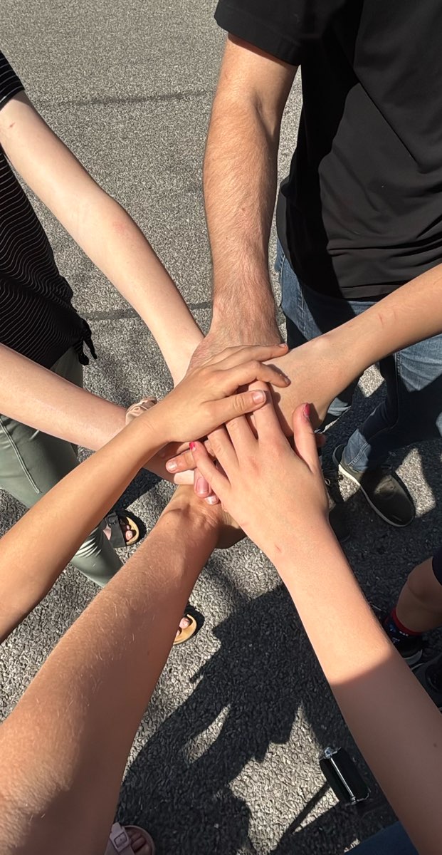 team building scavenger hunt