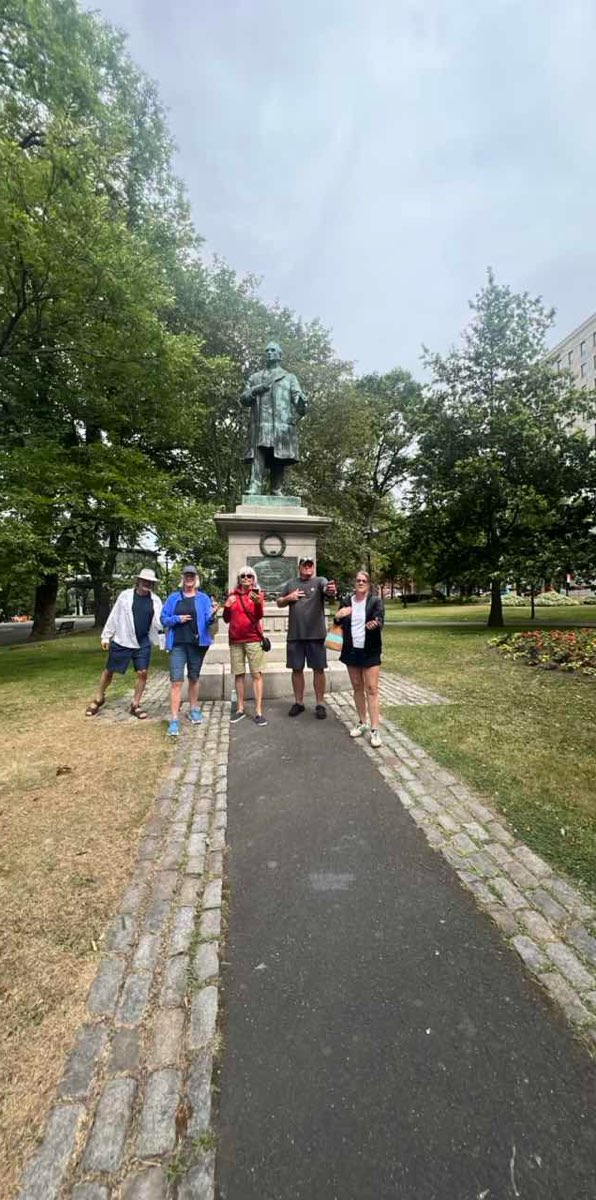 Fotky z úkolů Saint John Scavenger Hunt