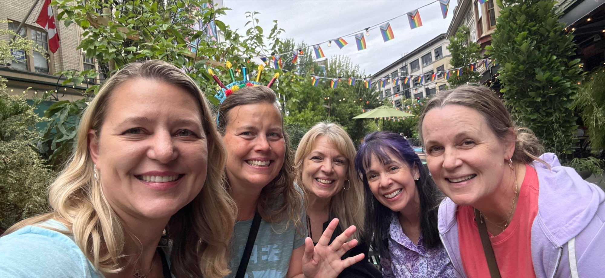 team building scavenger hunt