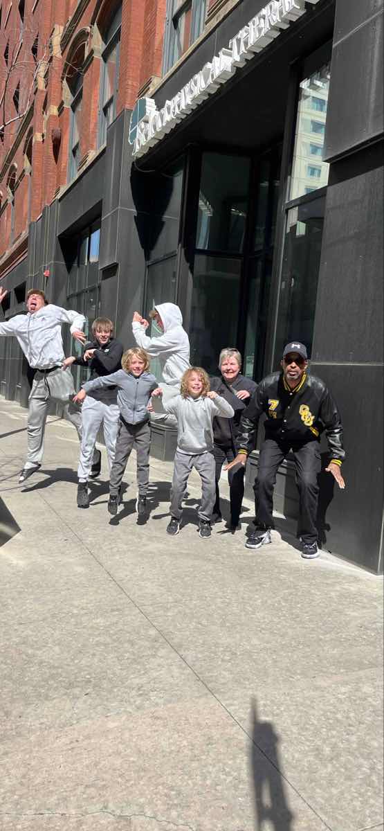 Des Moines Art Walk scavenger hunt photos