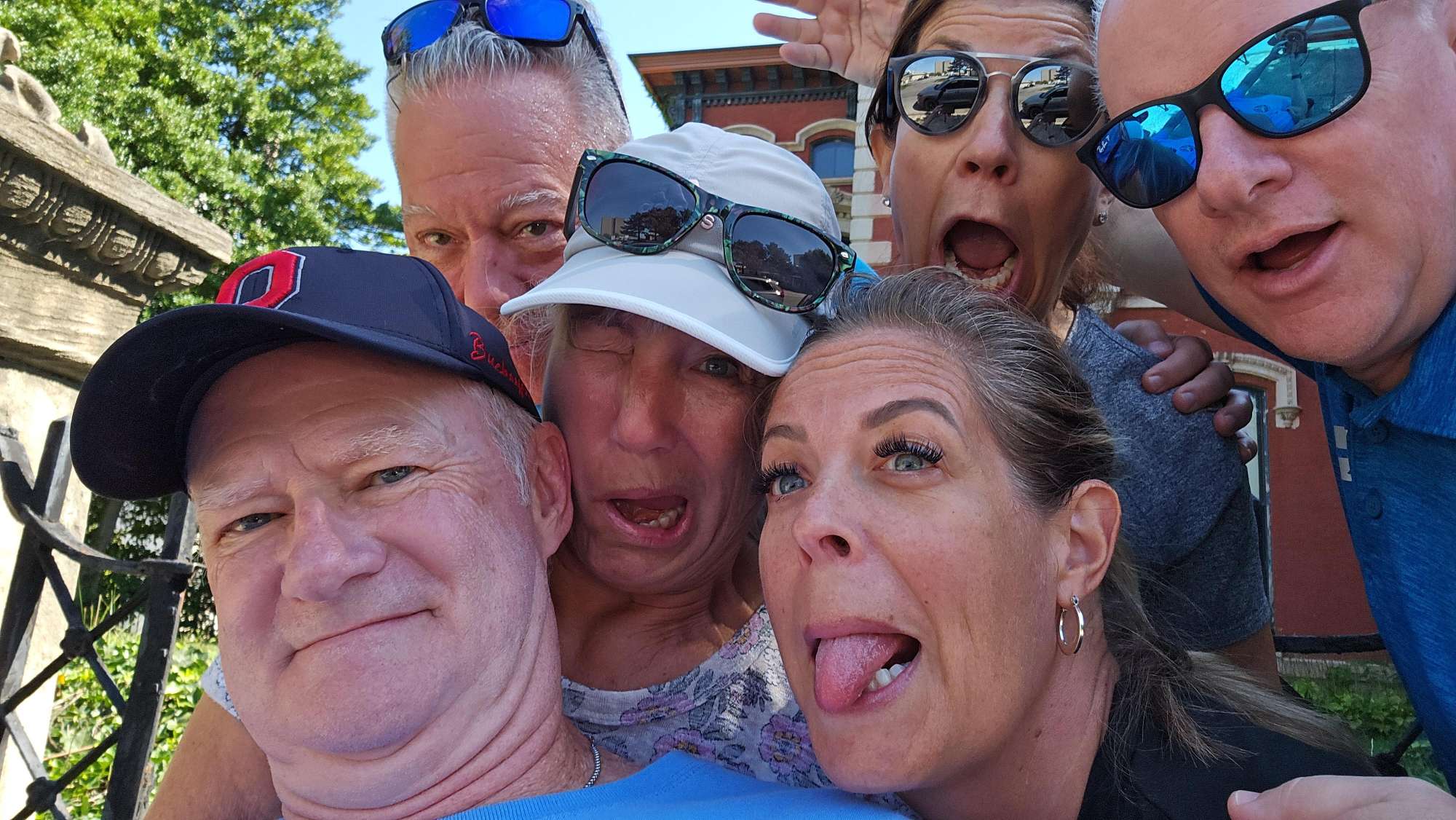 Louisville Kentucky Downtown Scavenger Hunt scavenger hunt photos