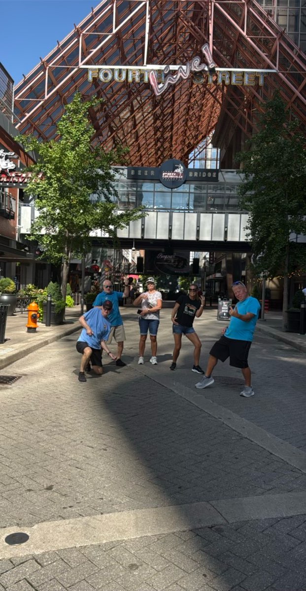 Louisville Kentucky Downtown Scavenger Hunt scavenger hunt photos