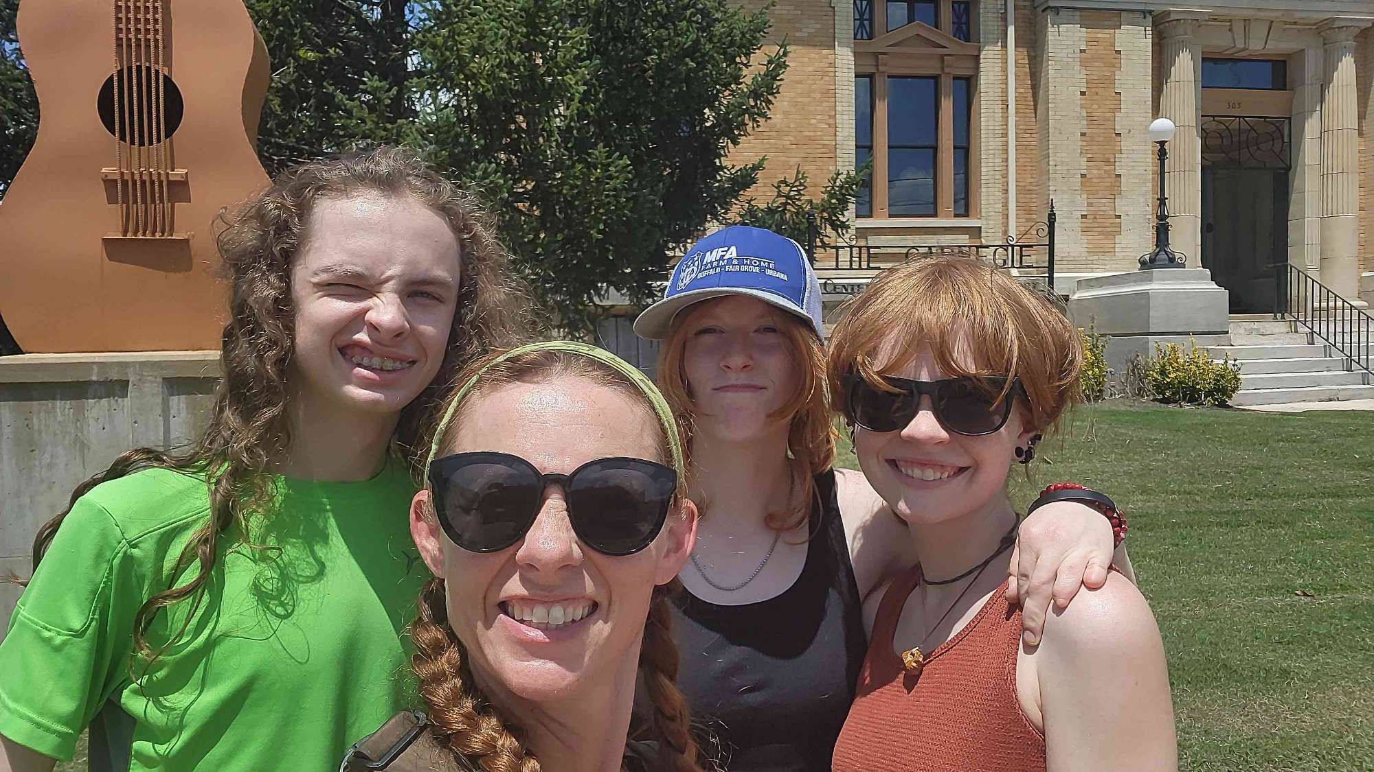 Jackson Tennessee Scavenger Hunt scavenger hunt photos