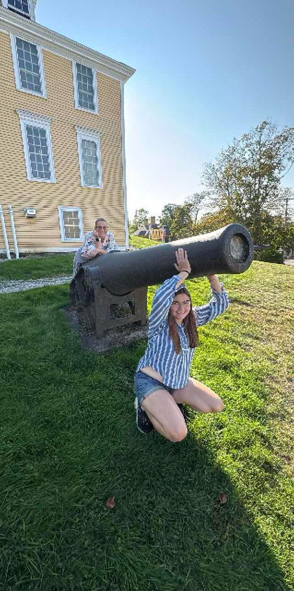 Exeter New Hampshire Ghost Tour scavenger hunt photos