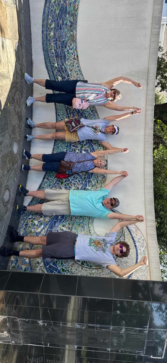 team building scavenger hunt