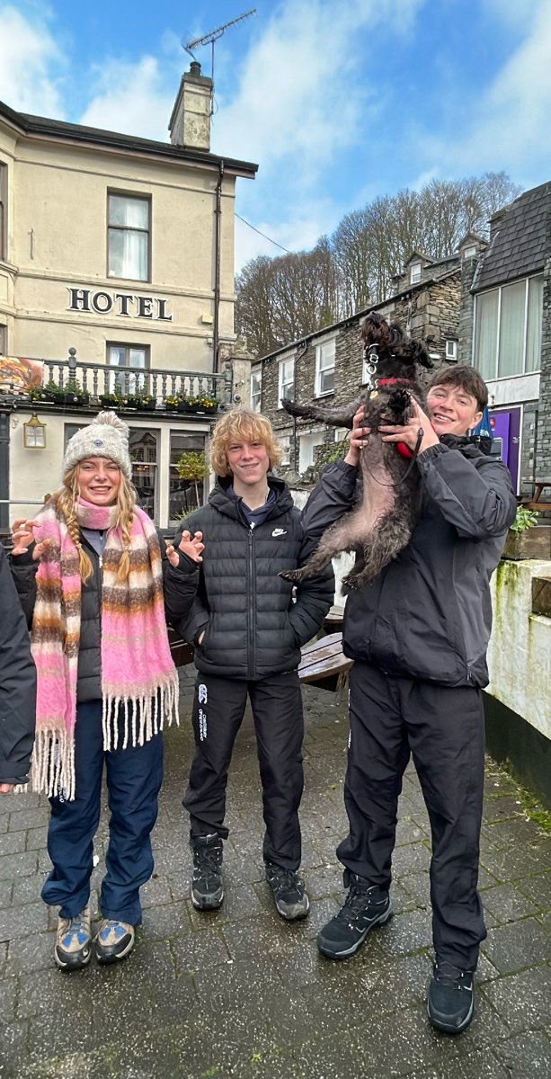 team building scavenger hunt