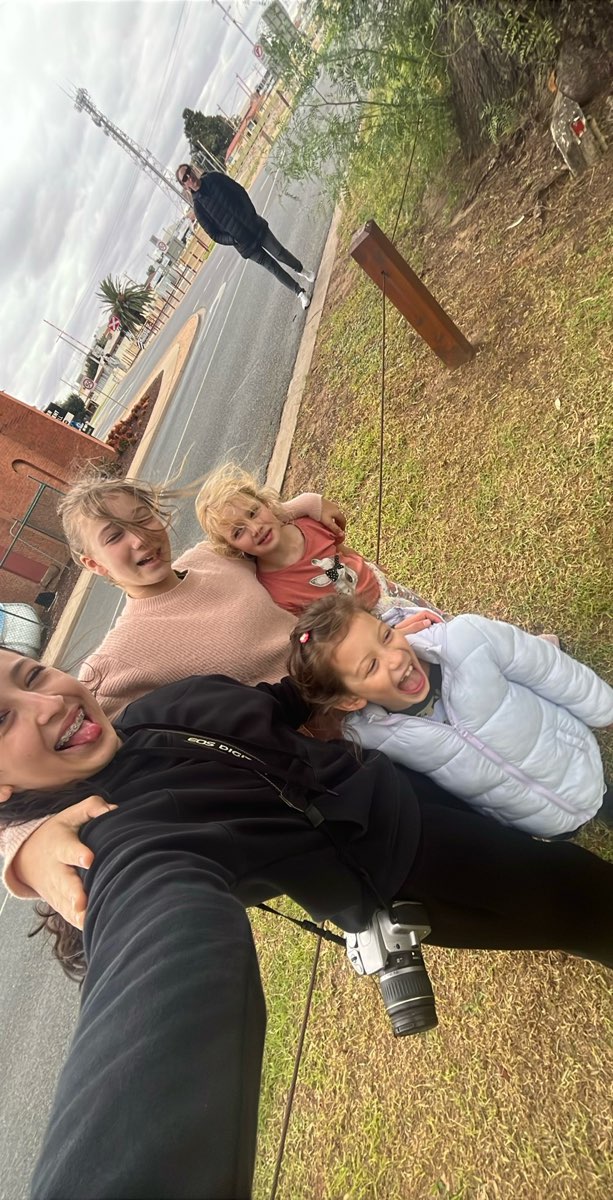 Swan Hill Scavenger Hunt (Kovalama Yarışı) fotoğrafları