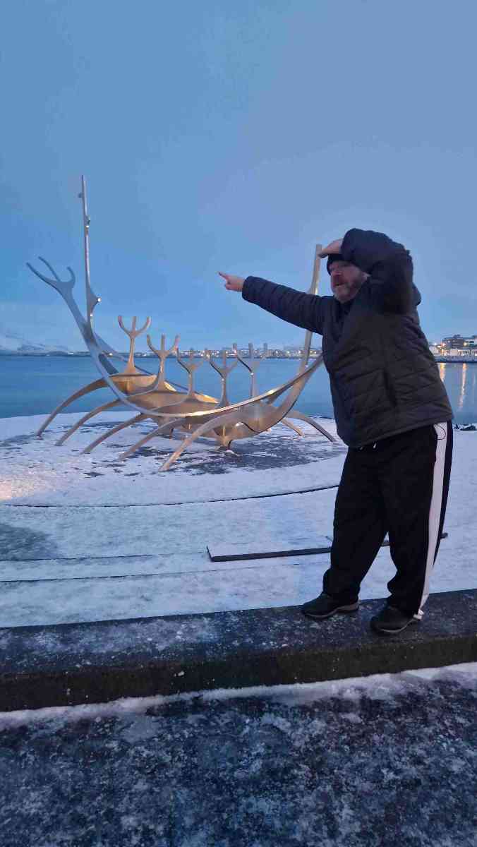 รูปภาพการล่าสมบัติ&colon; การล่าสมบัติที่จัตุรัสอิงโกลฟูร์