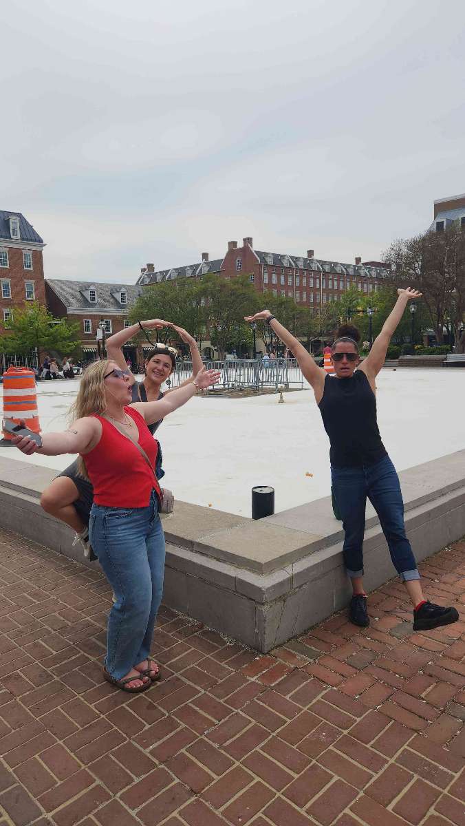 team building scavenger hunt