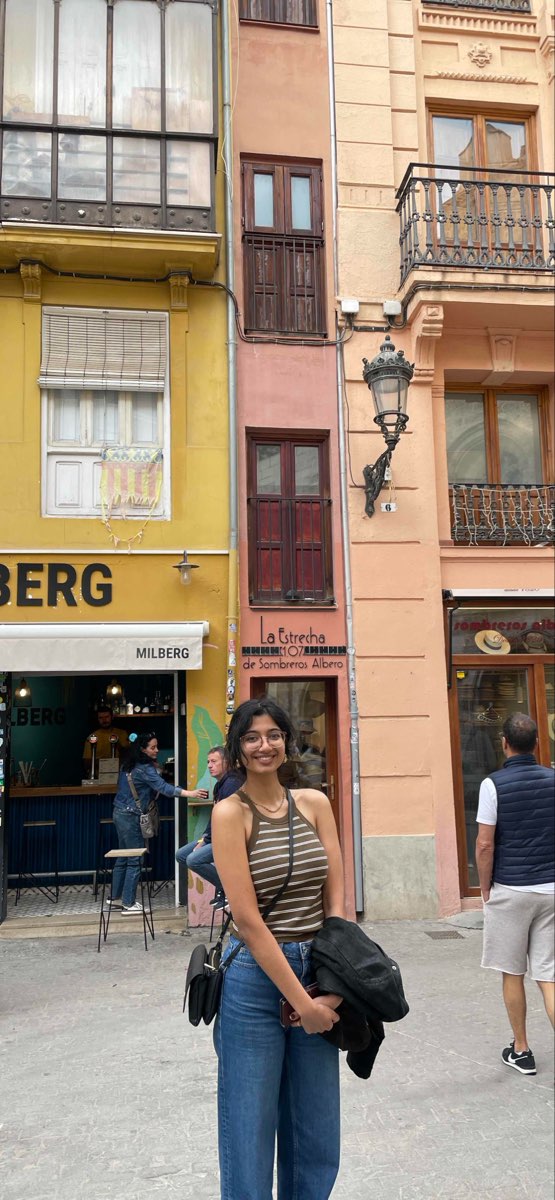 Valencia Spain Scavenger Hunt scavenger hunt photos