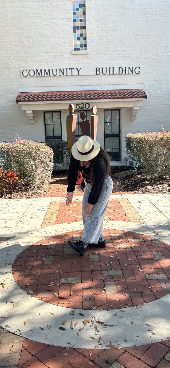 team building scavenger hunt