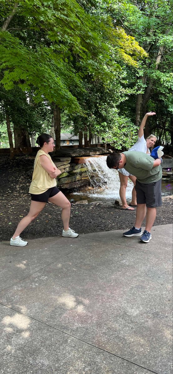 team building scavenger hunt