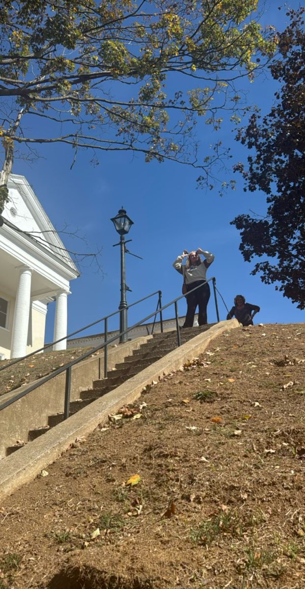 team building scavenger hunt