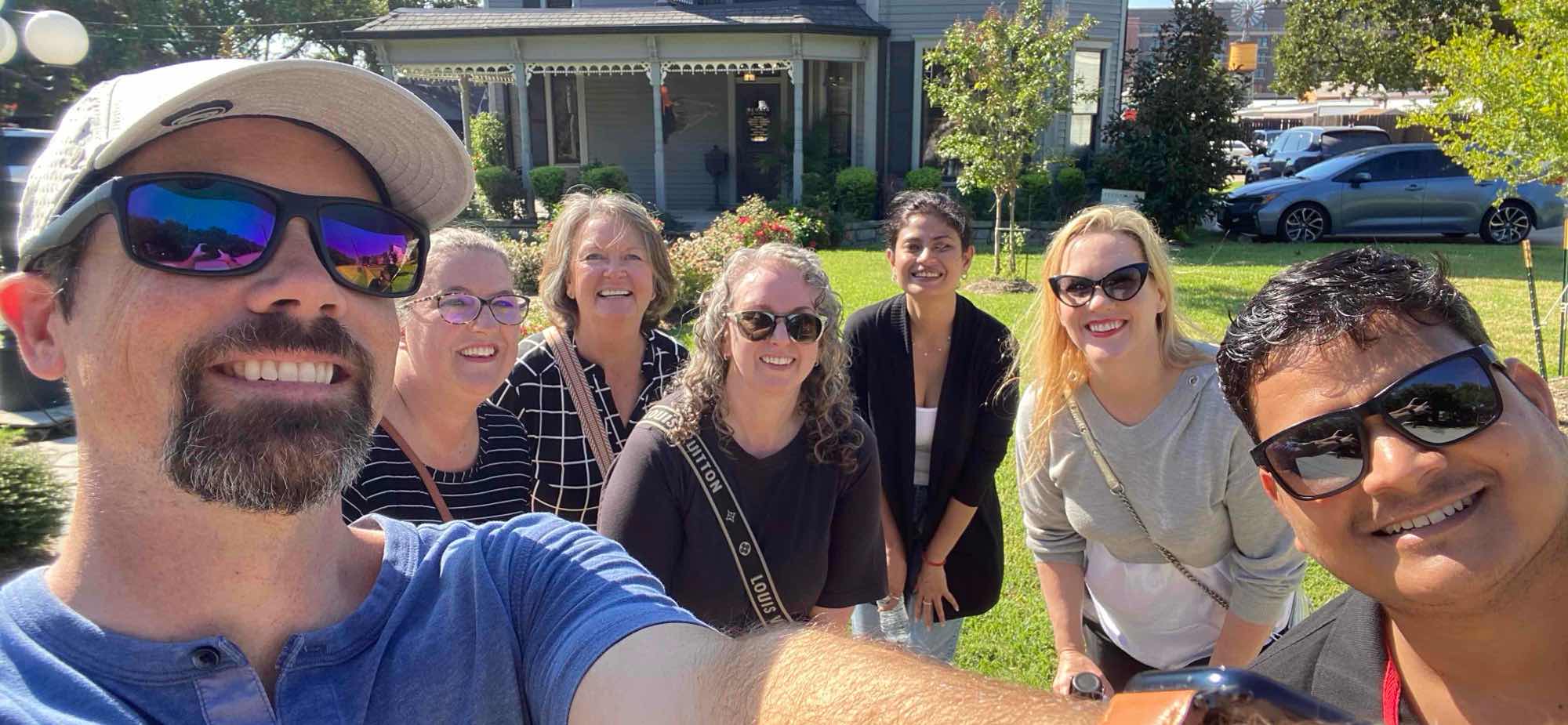 Foto's van de Grapevine Scavenger Hunt speurtocht