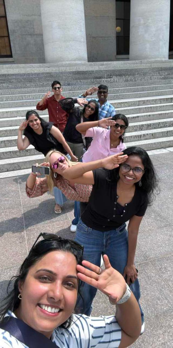 team building scavenger hunt