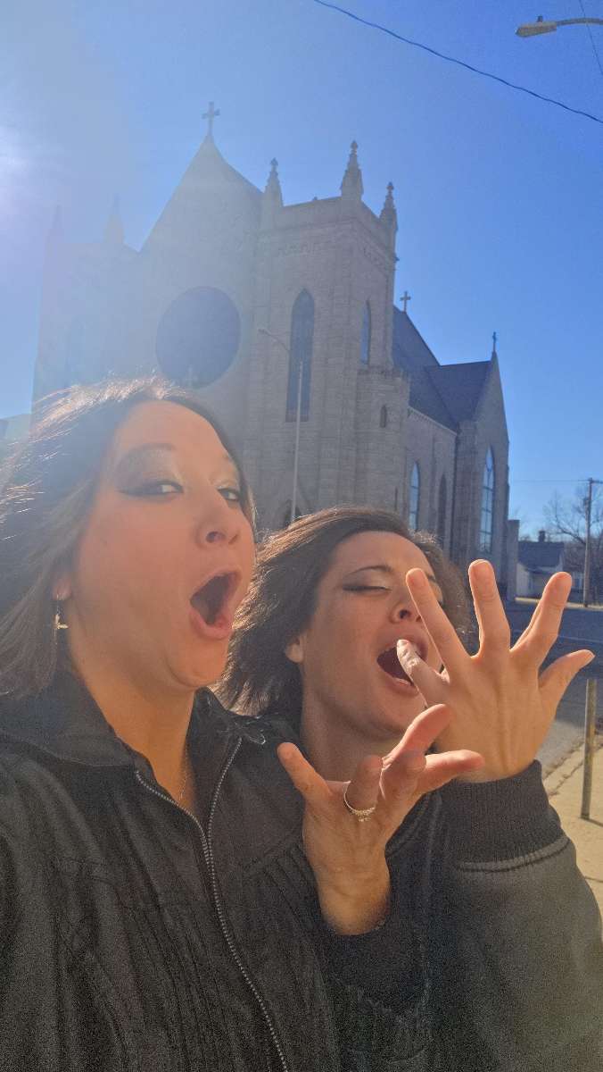 &Phi;&omega;&tau;&omicron;&gamma;&rho;&alpha;&phi;ί&epsi;&sigmav; &kappa;&upsi;&nu;&eta;&gamma;&iota;&omicron;ύ &theta;&eta;&sigma;&alpha;&upsi;&rho;&omicron;ύ Joplin