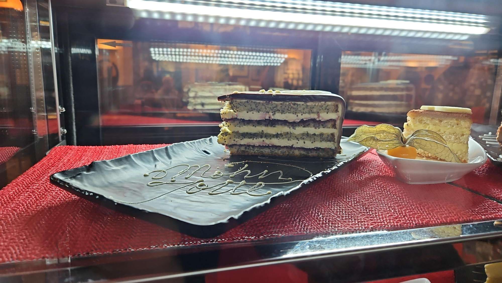 team building scavenger hunt