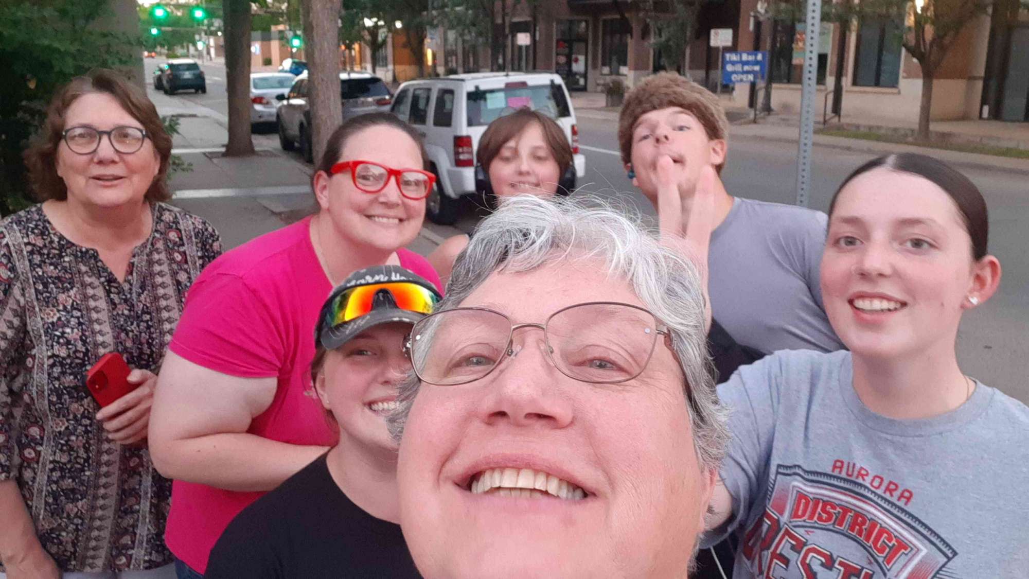 team building scavenger hunt