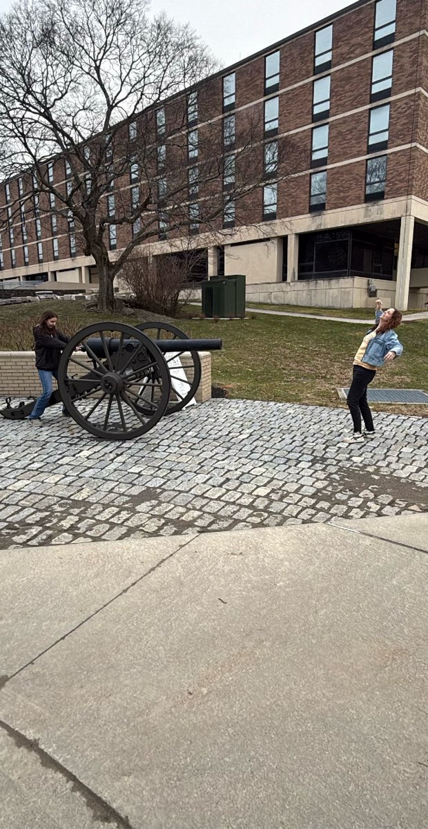 รูปถ่ายการตามล่า สมบัติ Highland Falls