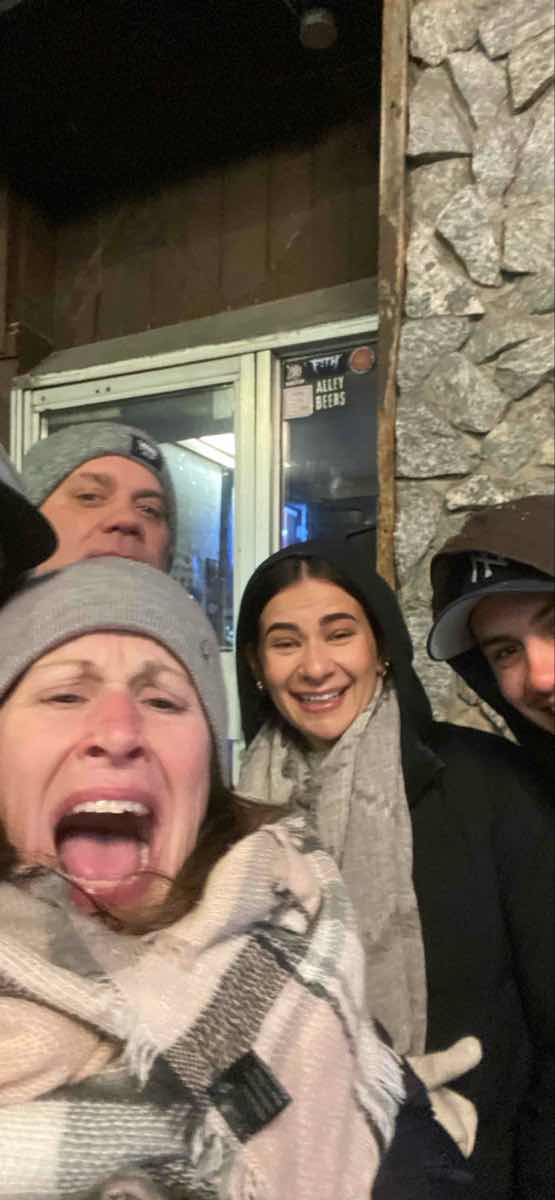 team building scavenger hunt