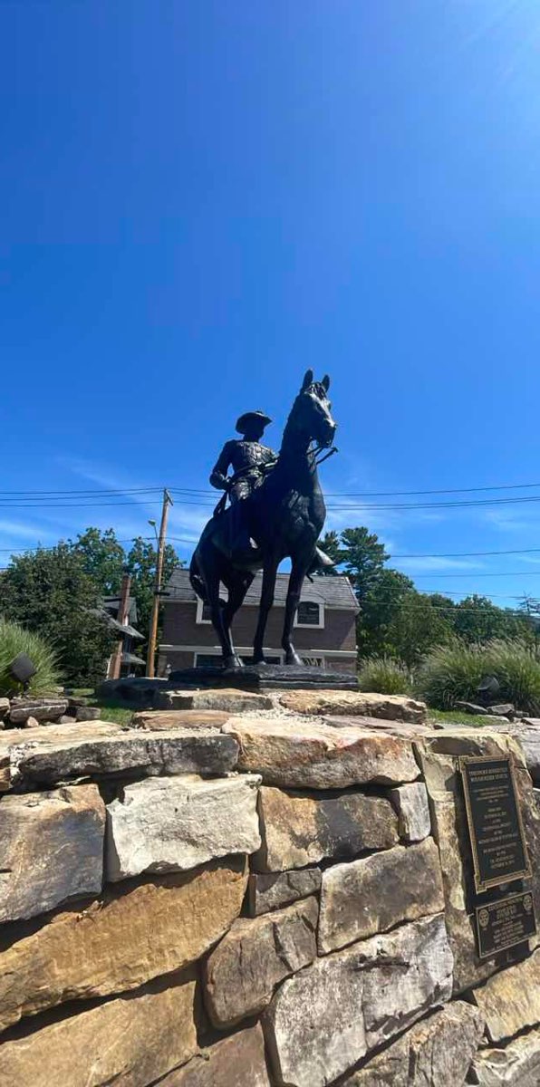 &Fcy;&ocy;&tcy;&ocy;&gcy;&rcy;&acy;&fcy;&icy;&icy; &scy; &kcy;&vcy;&iecy;&scy;&tcy;&acy; Cove Neck