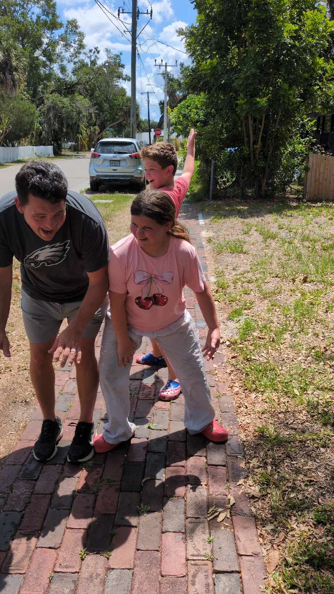 Bradenton Scavenger Hunt scavenger hunt photos