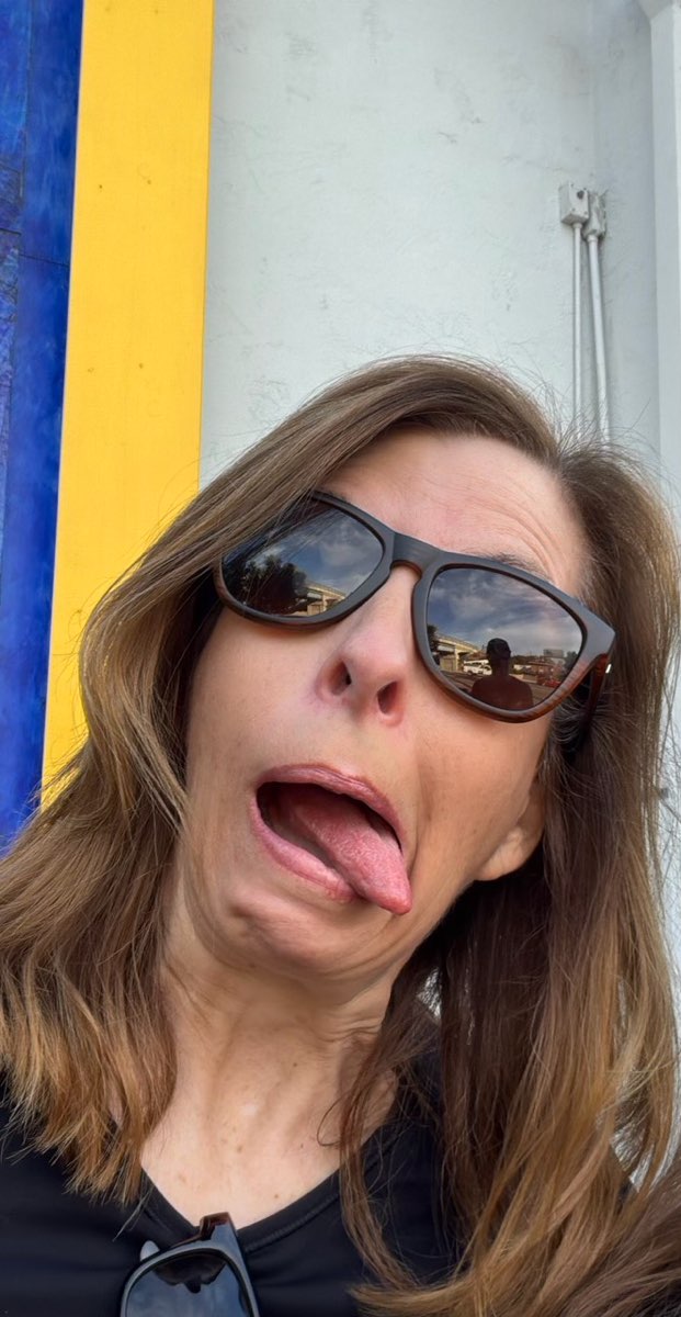 team building scavenger hunt