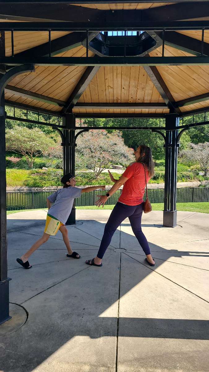 team building scavenger hunt