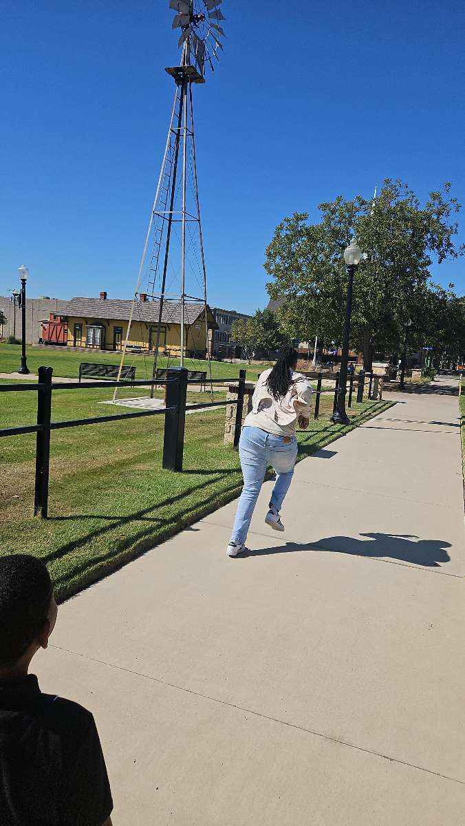 team building scavenger hunt