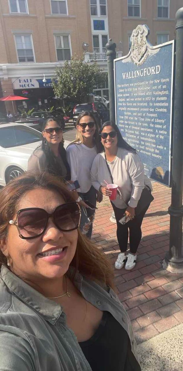 team building scavenger hunt