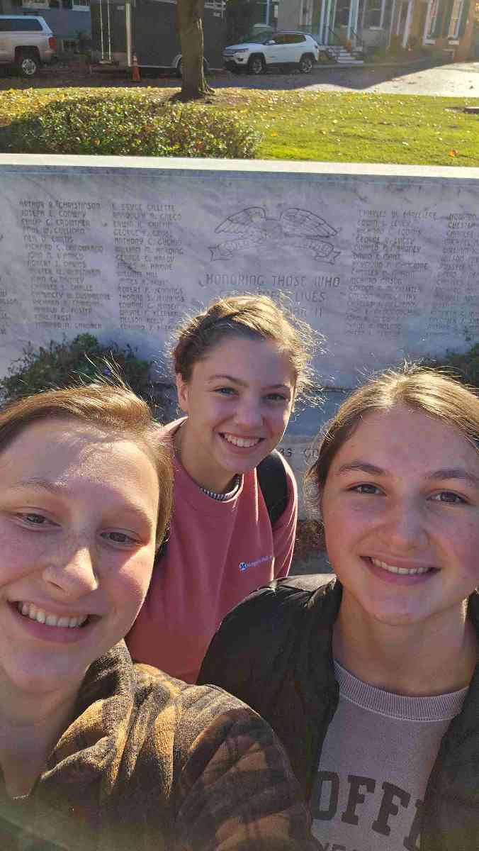 Fotografii ale cursei de v&acirc;n&abreve;toare de comori Hobart and William Smith Colleges