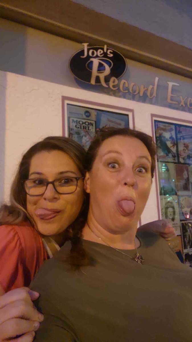 team building scavenger hunt