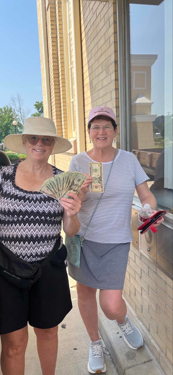 웨스트 배든 스프링스 스캐빈저 헌트 사진