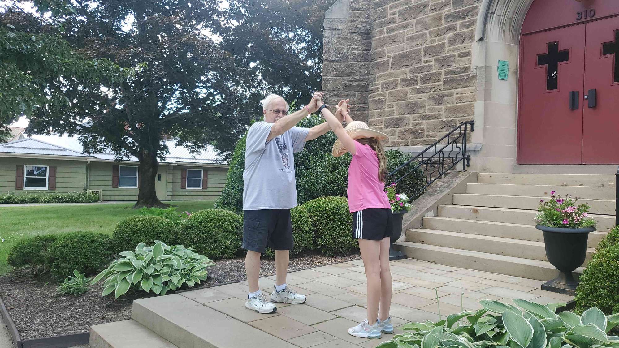 Saxonburg Scavenger Hunt scavenger hunt photos