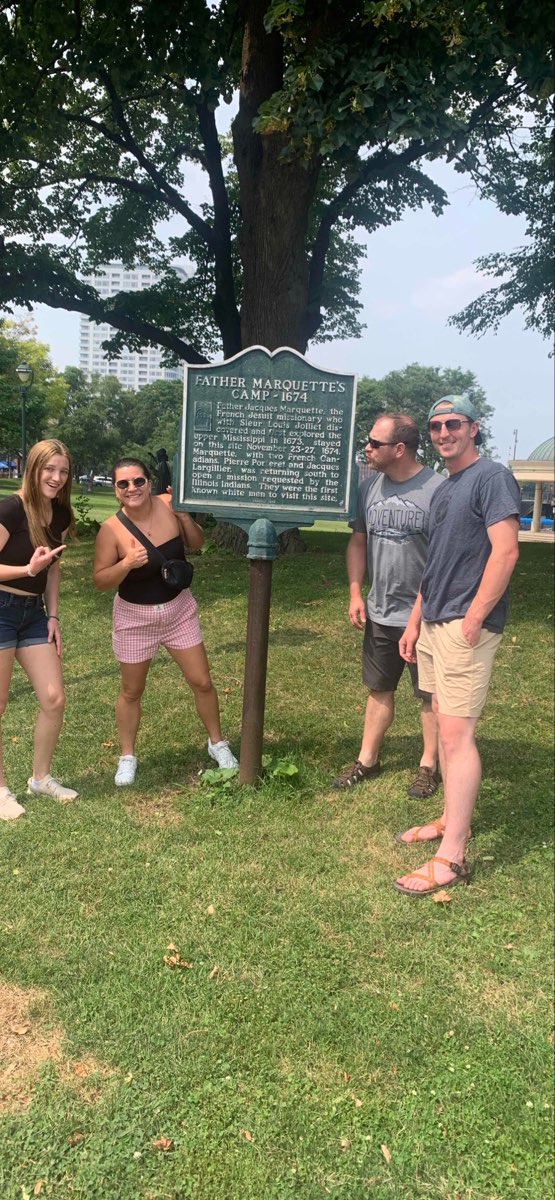 team building scavenger hunt