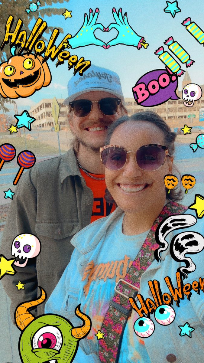 team building scavenger hunt