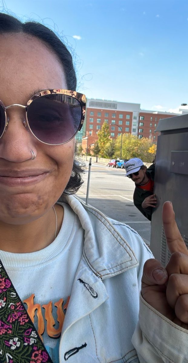 team building scavenger hunt